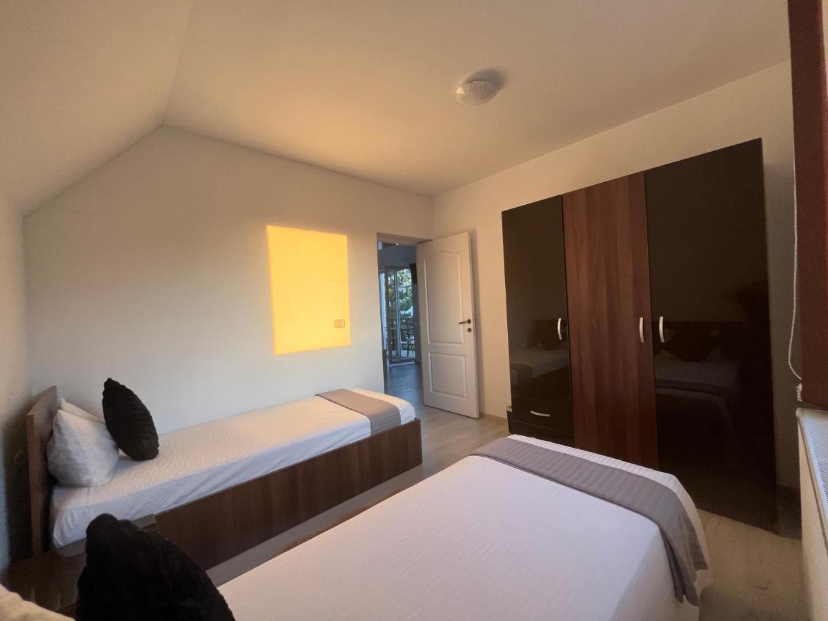 Rebeca Apartament 루고지 외부 사진